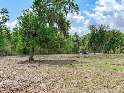 9819 Allen Road Lithia FL 33547