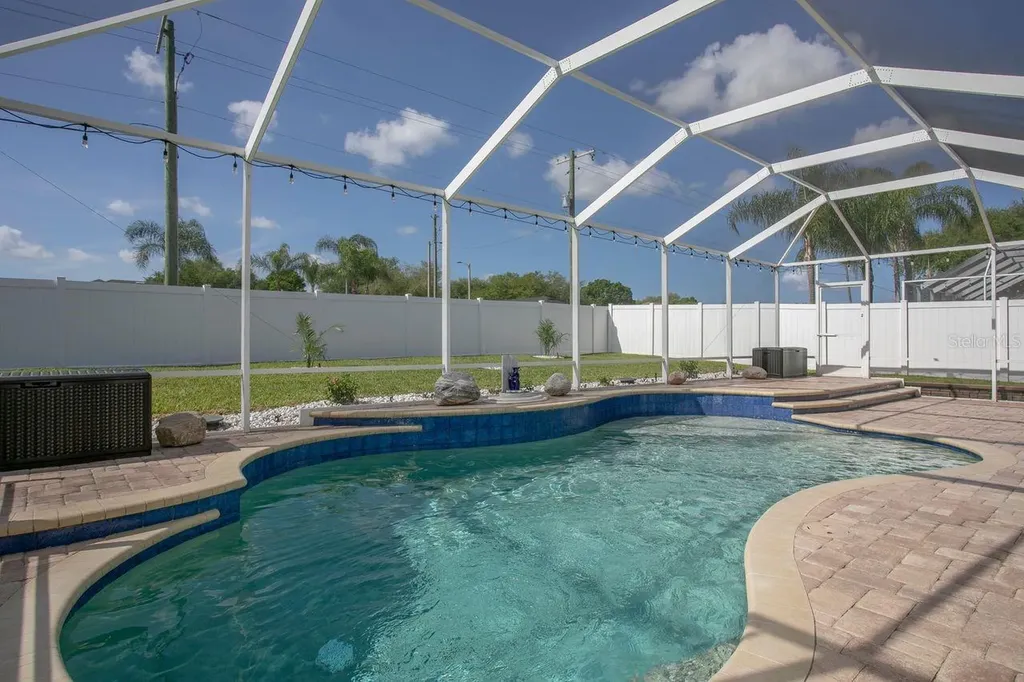 2814 Duncan Tree Circle Valrico FL 33594