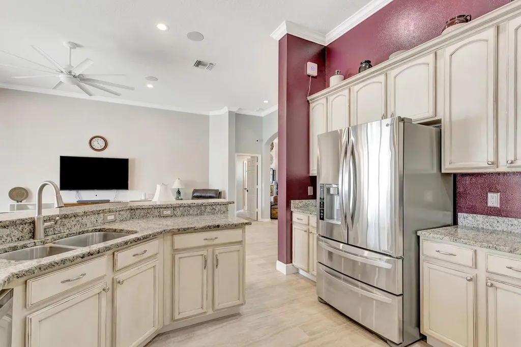 2814 Duncan Tree Circle Valrico FL 33594