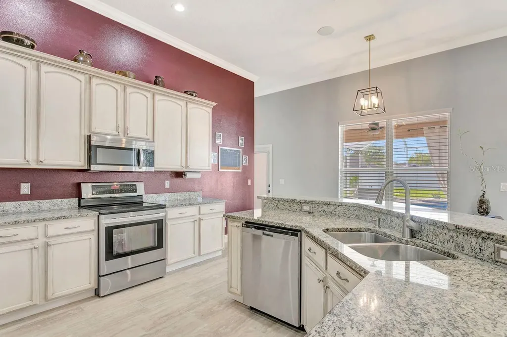 2814 Duncan Tree Circle Valrico FL 33594