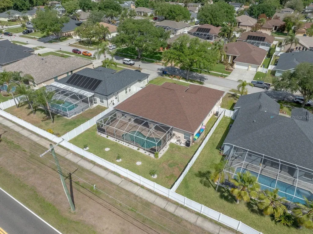 2814 Duncan Tree Circle Valrico FL 33594