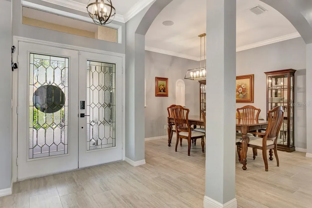 2814 Duncan Tree Circle Valrico FL 33594