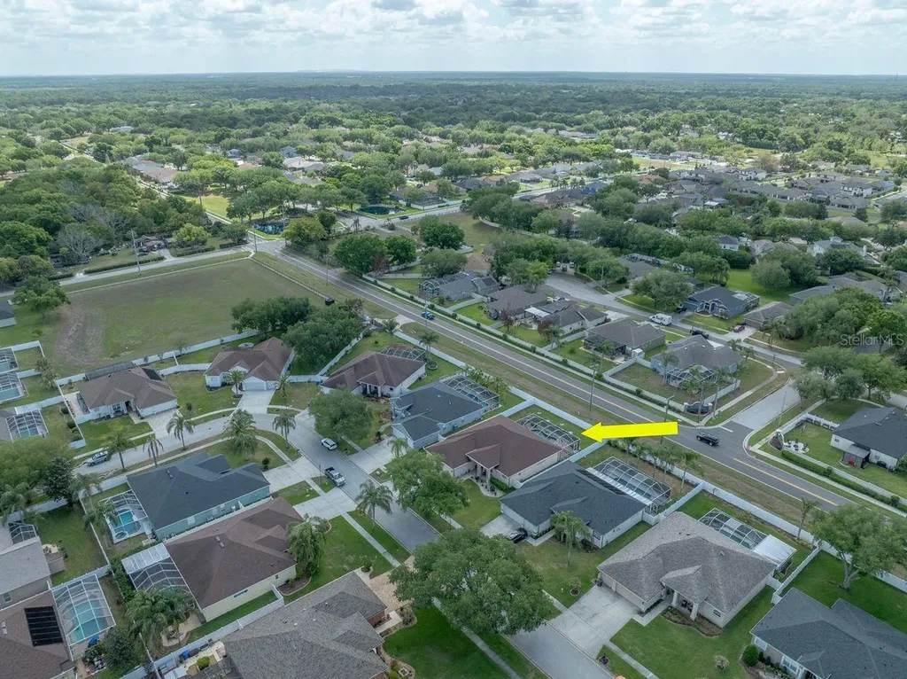 2814 Duncan Tree Circle Valrico FL 33594