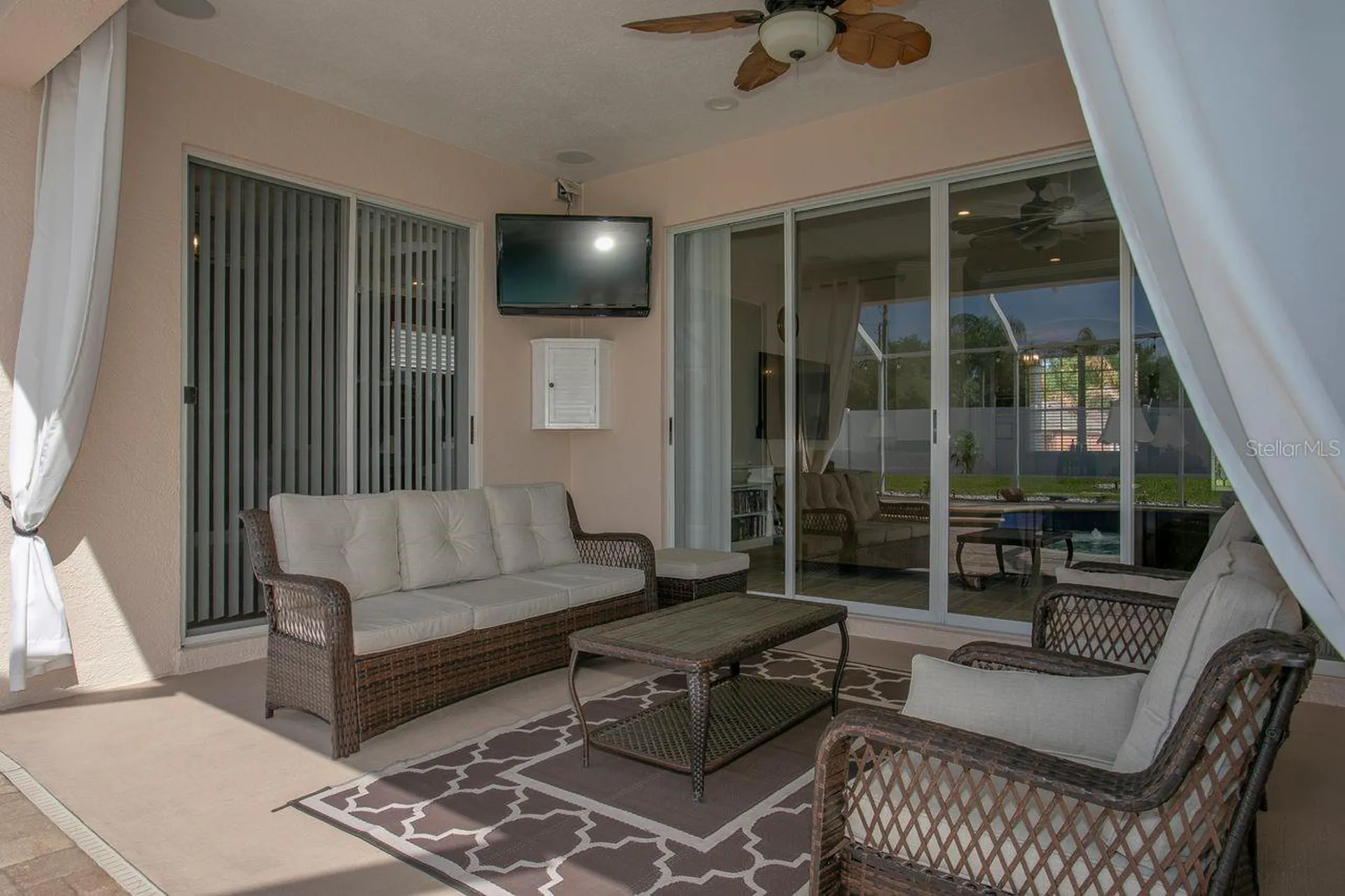 2814 Duncan Tree Circle Valrico FL 33594