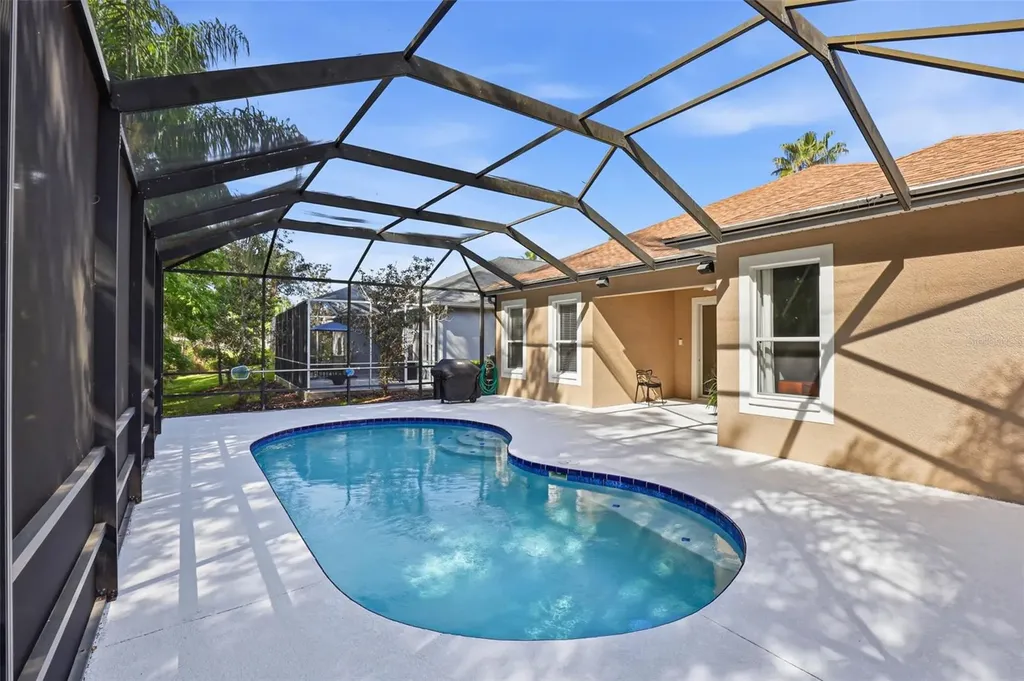 8123 Camella Lane Tampa FL 33647