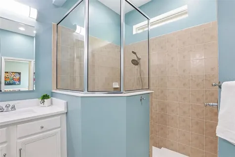 8123 Camella Lane Tampa FL 33647