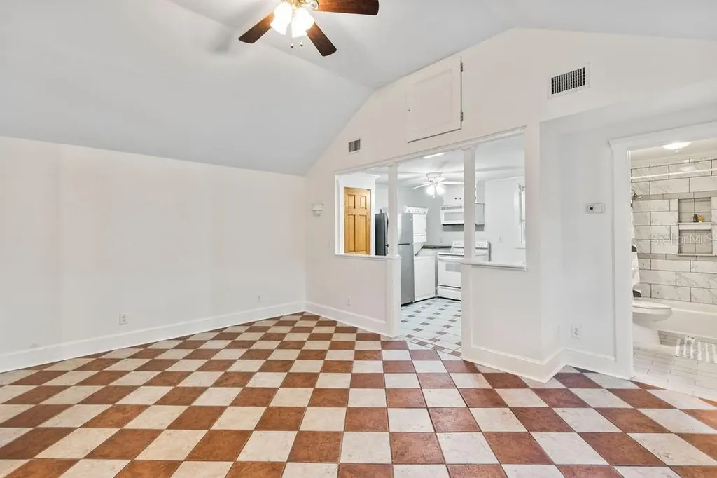 205 E Voorhis Avenue Deland FL 32724
