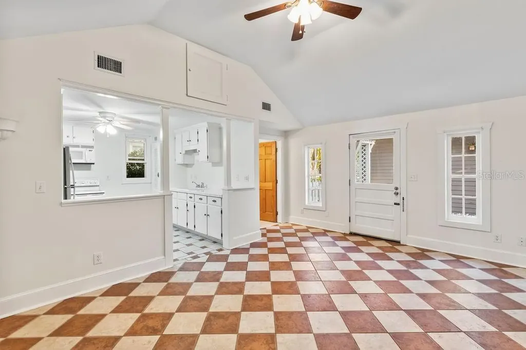 205 E Voorhis Avenue Deland FL 32724