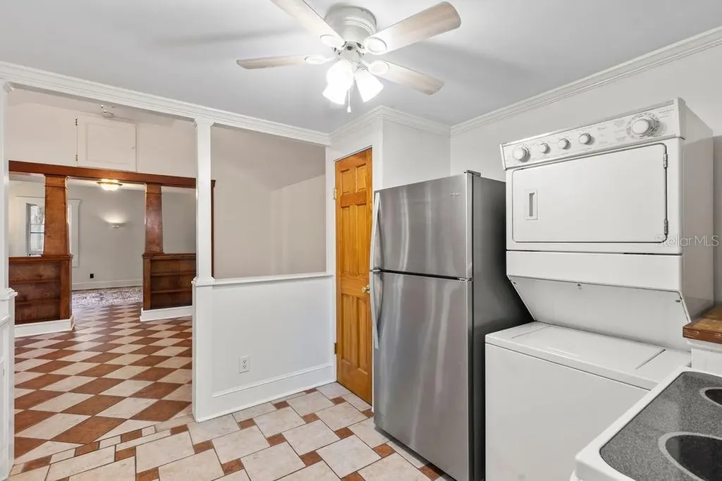 205 E Voorhis Avenue Deland FL 32724