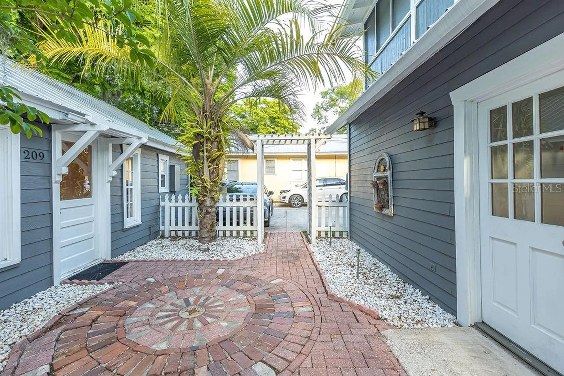 205 E Voorhis Avenue Deland FL 32724