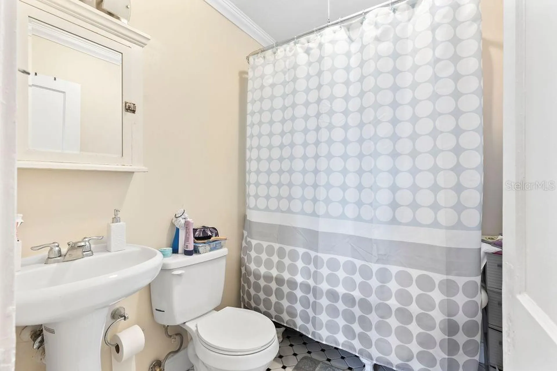 205 E Voorhis Avenue Deland FL 32724
