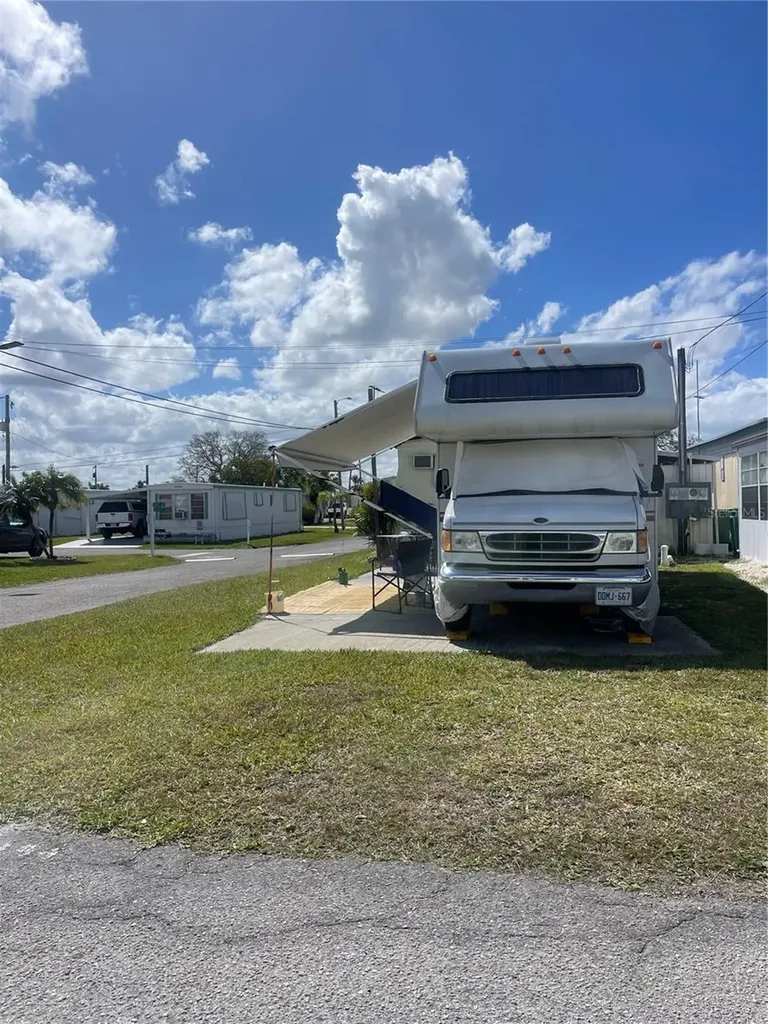 144 Pennsylvania Street Palmetto FL 34221