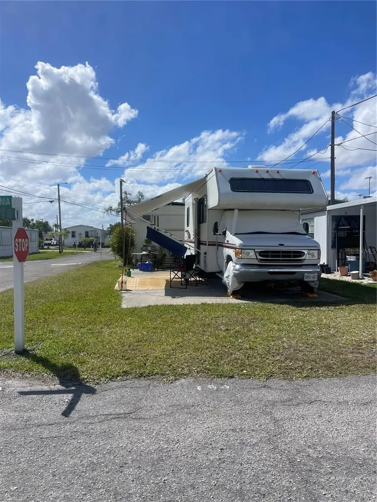 144 Pennsylvania Street Palmetto FL 34221