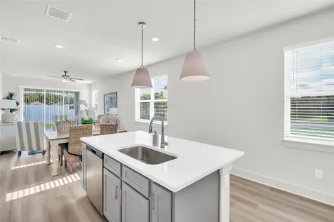 7994 Chandler Lake Court Hudson FL 34667