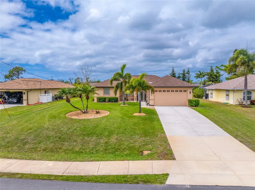 251 Rotonda Boulevard N Rotonda West FL 33947