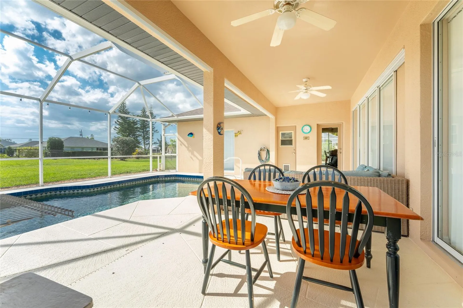 251 Rotonda Boulevard N Rotonda West FL 33947