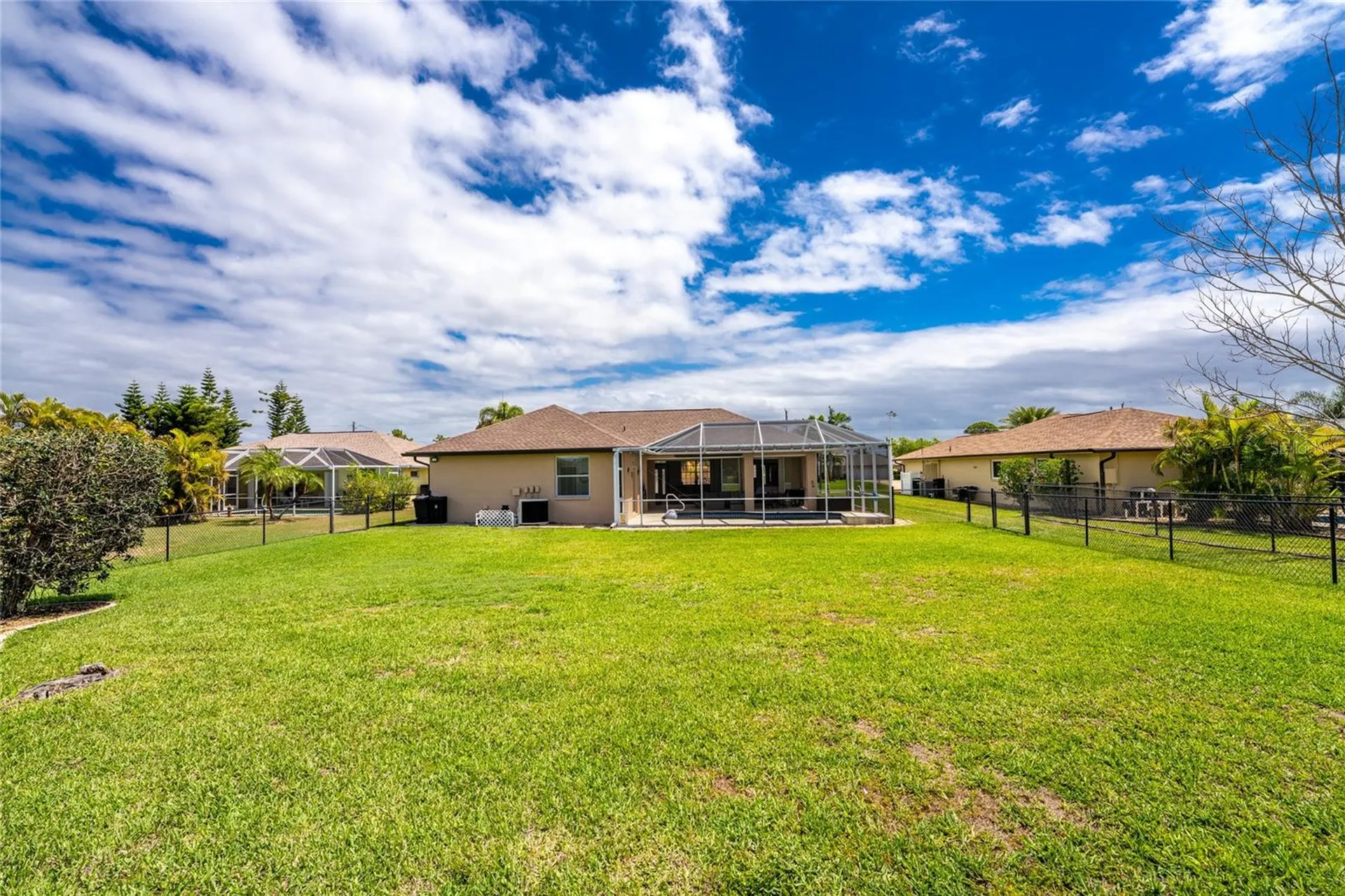 251 Rotonda Boulevard N Rotonda West FL 33947