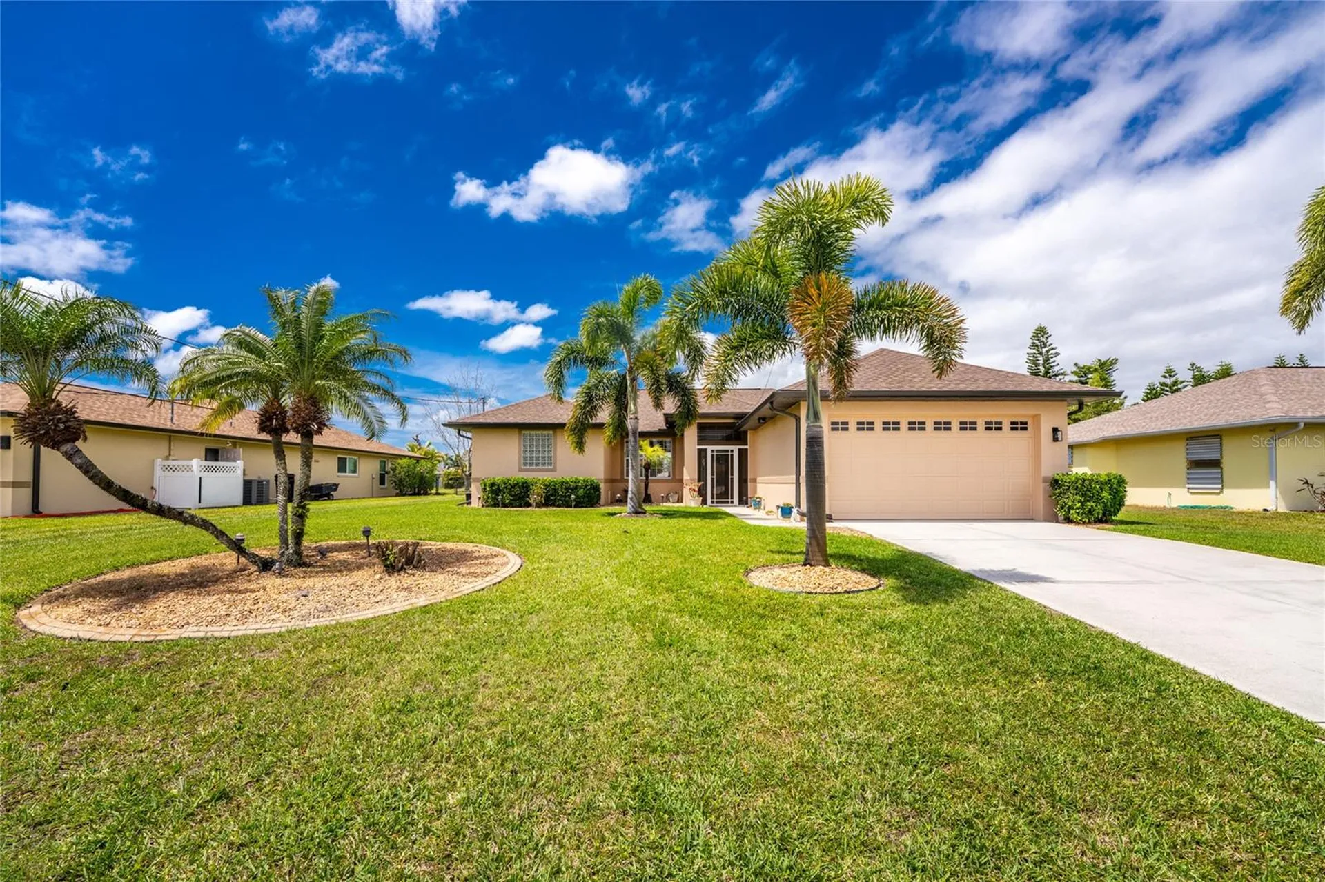 251 Rotonda Boulevard N Rotonda West FL 33947