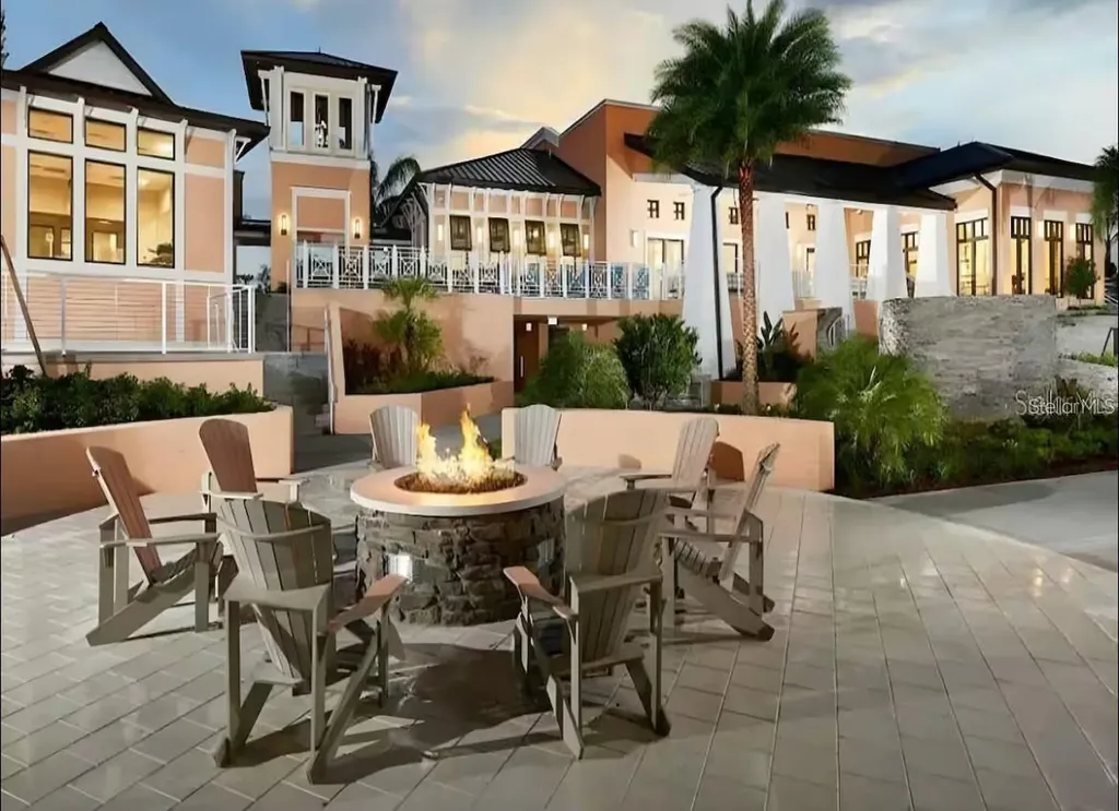 1929 Tropical Palms Circle Kissimmee FL 34747