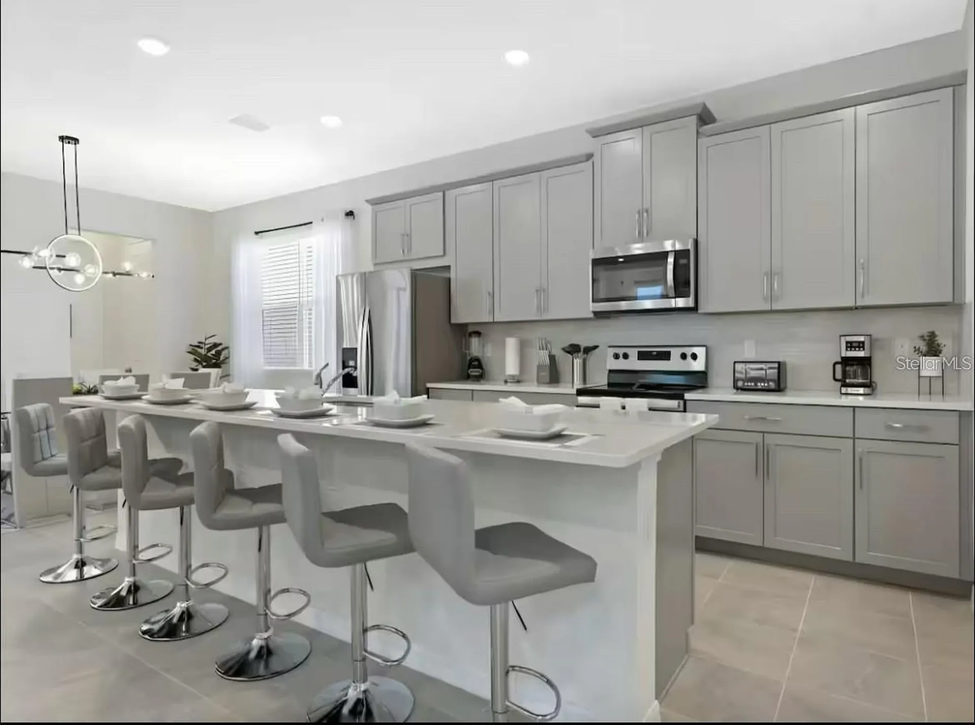 1929 Tropical Palms Circle Kissimmee FL 34747