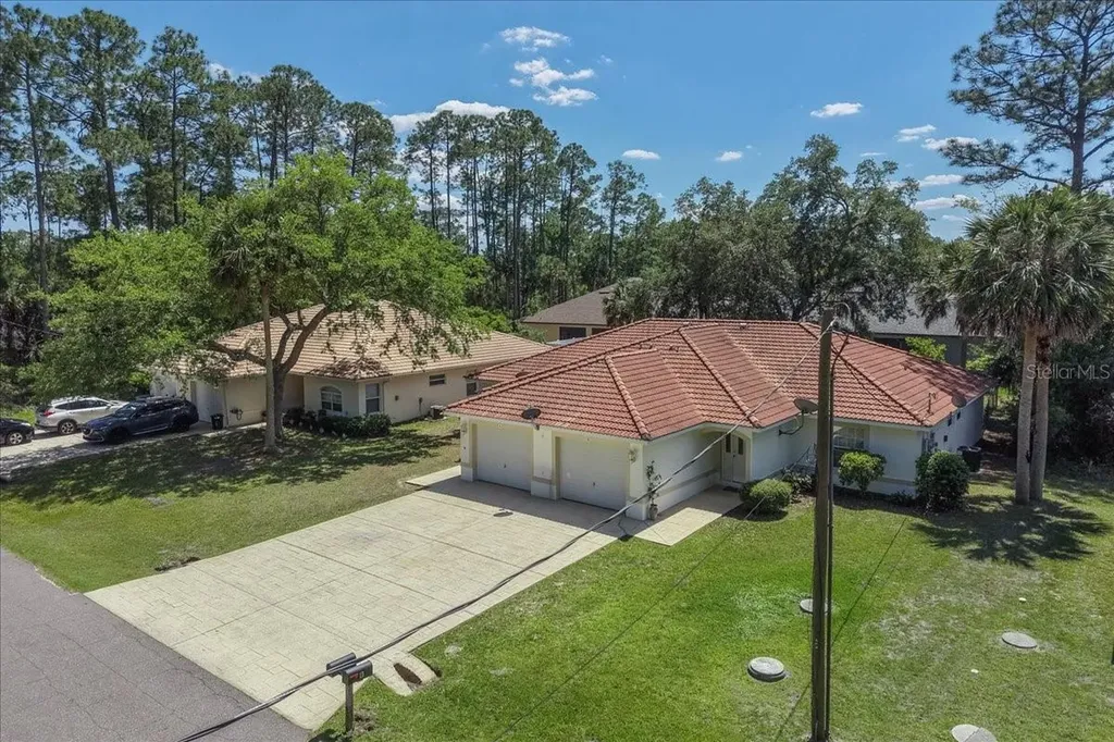 4 Pony Lane Palm Coast FL 32164