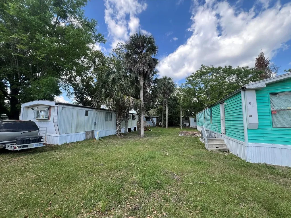 30 Wafford Street Umatilla FL 32784