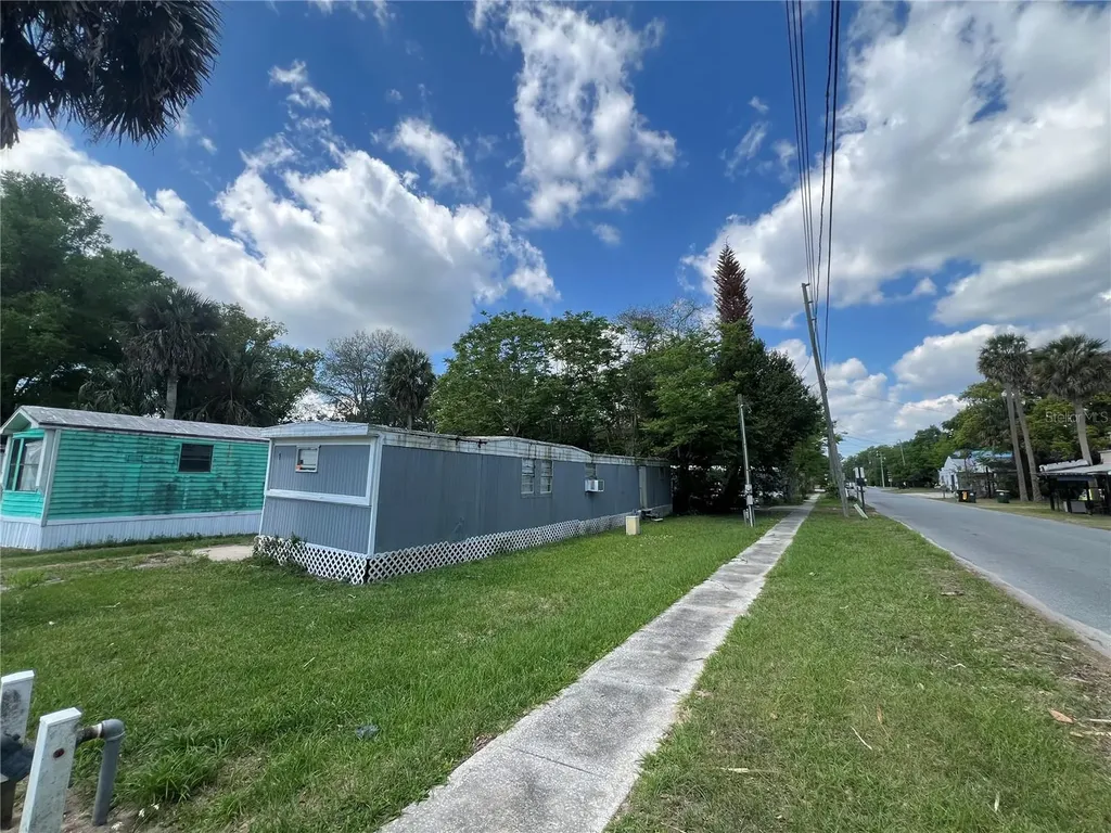 30 Wafford Street Umatilla FL 32784