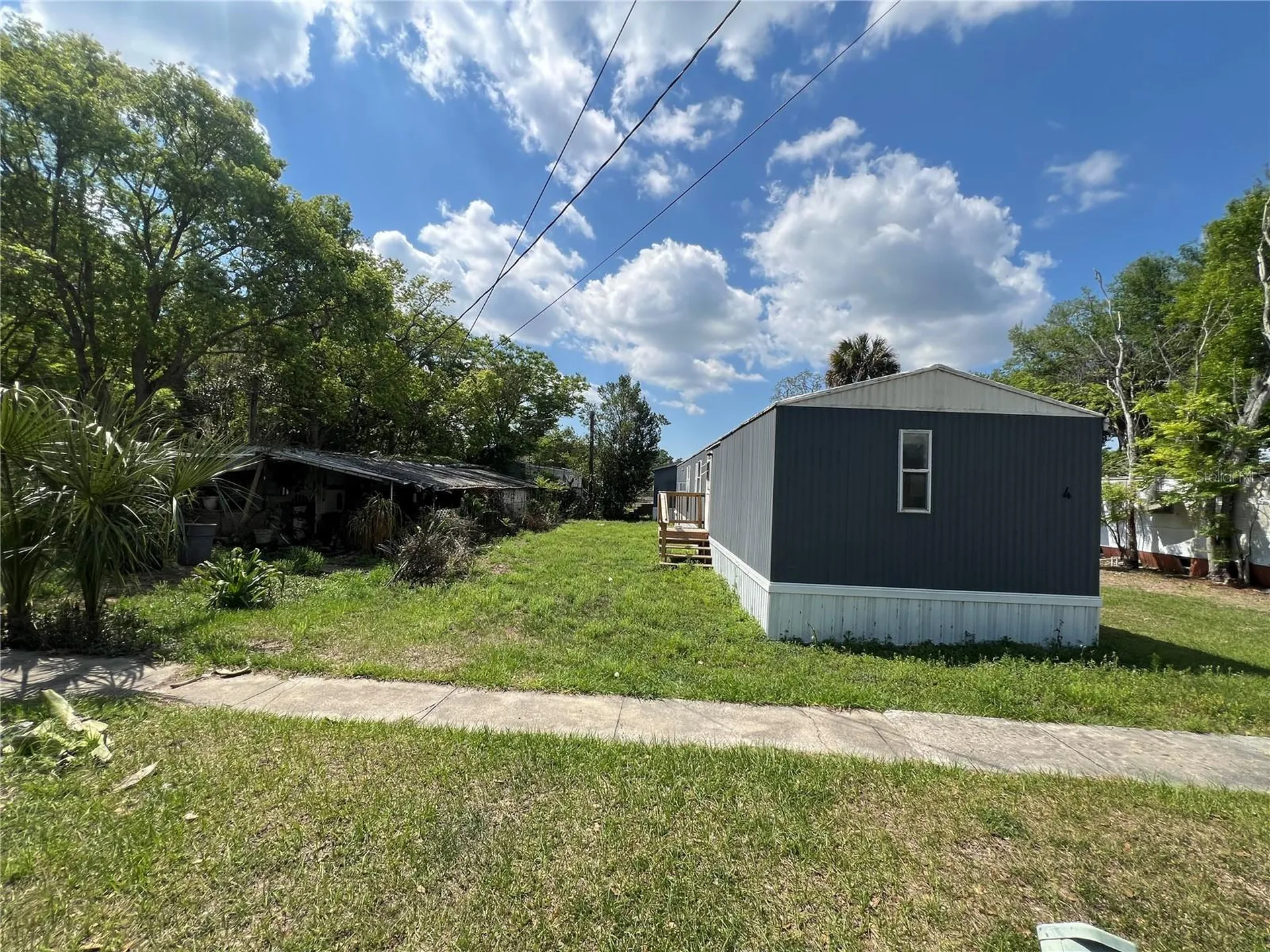 30 Wafford Street Umatilla FL 32784