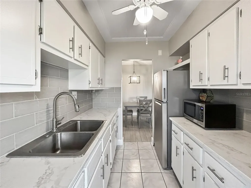 1600 W Lake Parker Drive Lakeland FL 33805