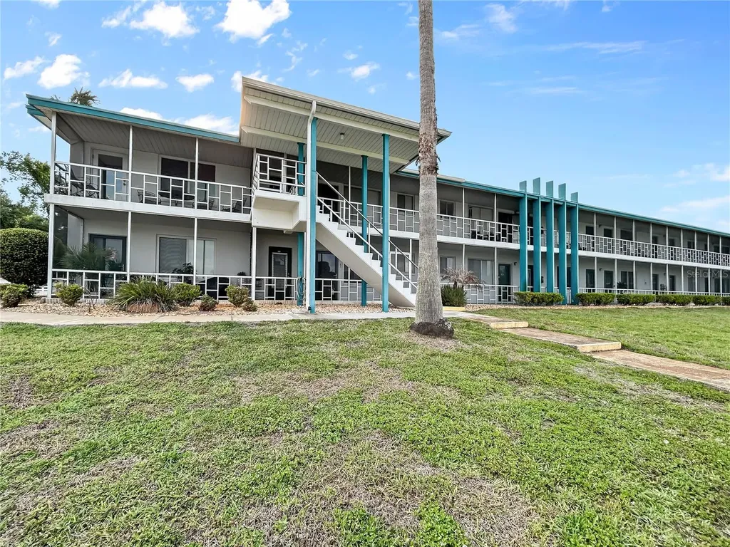 1600 W Lake Parker Drive Lakeland FL 33805