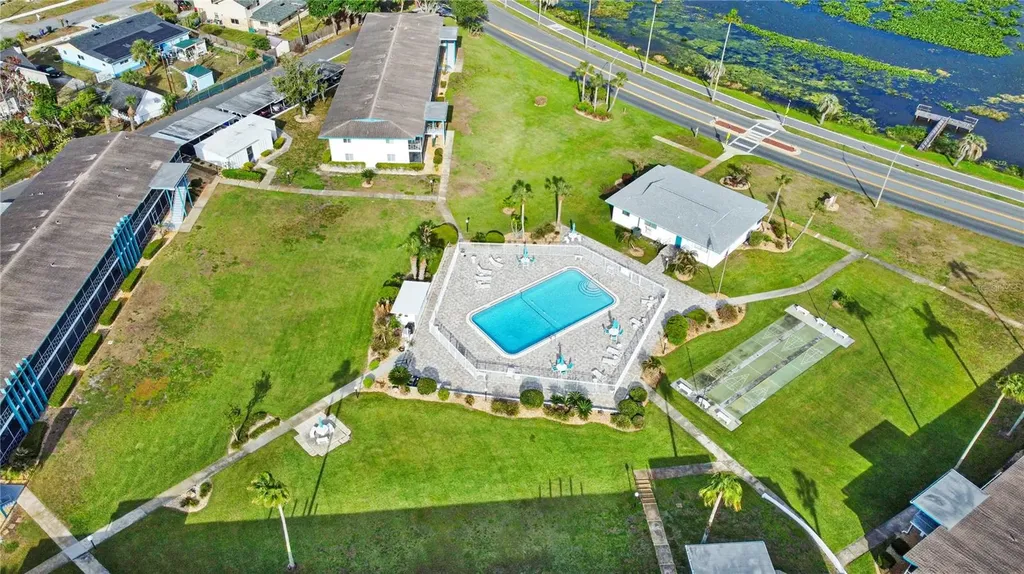 1600 W Lake Parker Drive Lakeland FL 33805