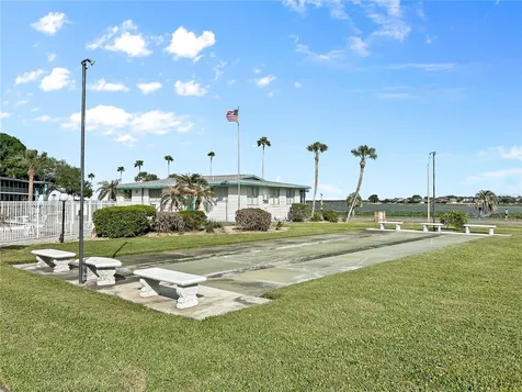 1600 W Lake Parker Drive Lakeland FL 33805