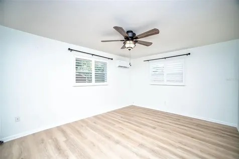 989 8th Avenue NE Largo FL 33770