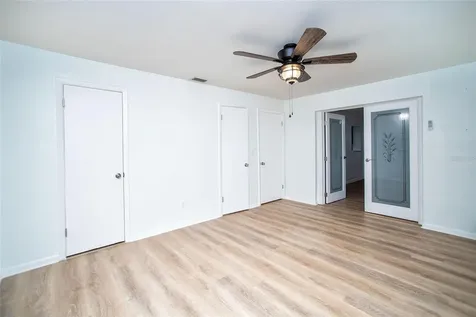 989 8th Avenue NE Largo FL 33770