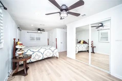 989 8th Avenue NE Largo FL 33770