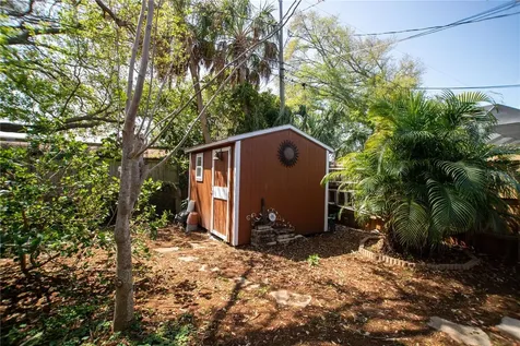 989 8th Avenue NE Largo FL 33770