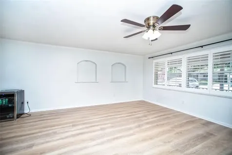 989 8th Avenue NE Largo FL 33770