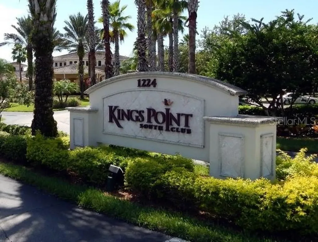 2102 Hereford Drive Sun City Center FL 33573