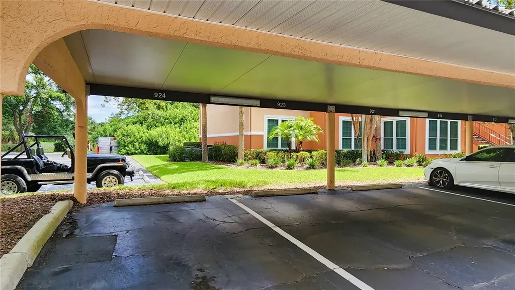 4102 Central Sarasota Parkway Sarasota FL 34238