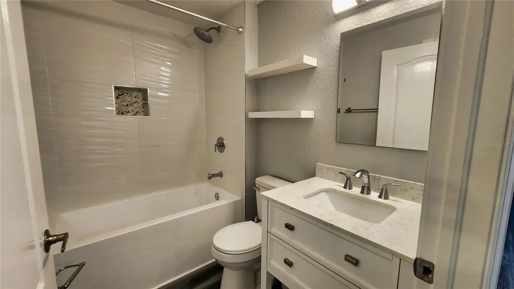4102 Central Sarasota Parkway Sarasota FL 34238