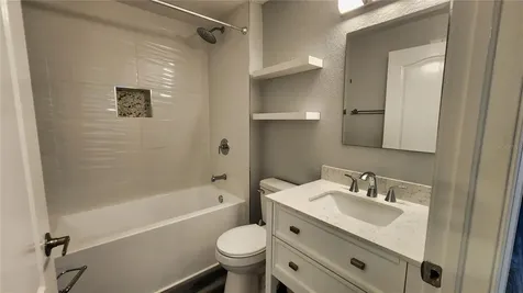 4102 Central Sarasota Parkway Sarasota FL 34238