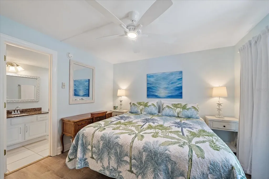 3360 S Osprey Avenue Sarasota FL 34239
