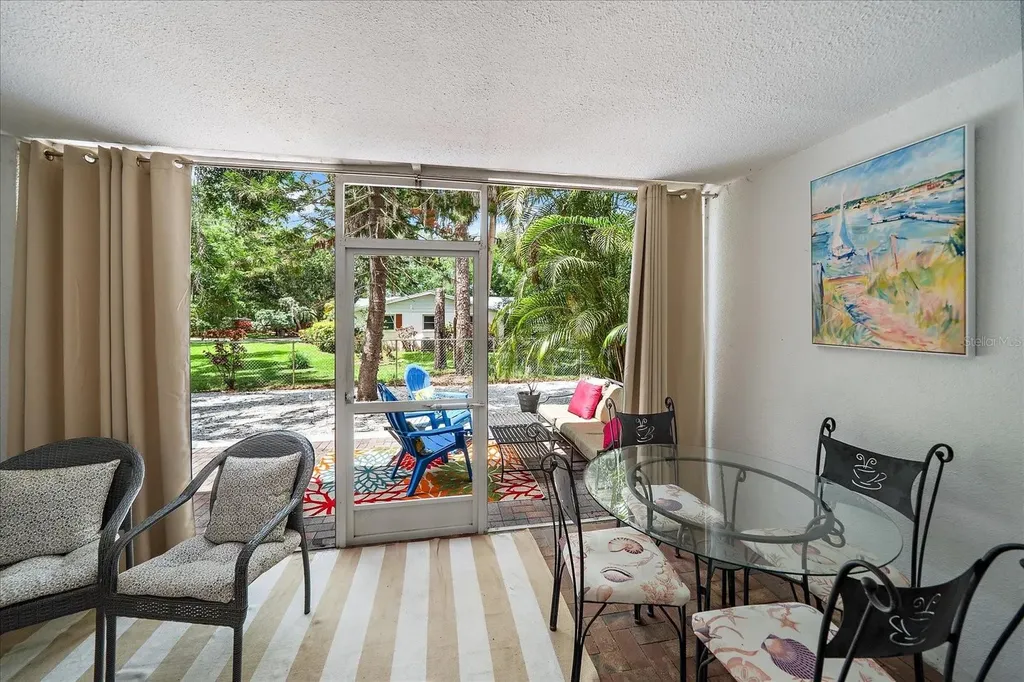 3360 S Osprey Avenue Sarasota FL 34239
