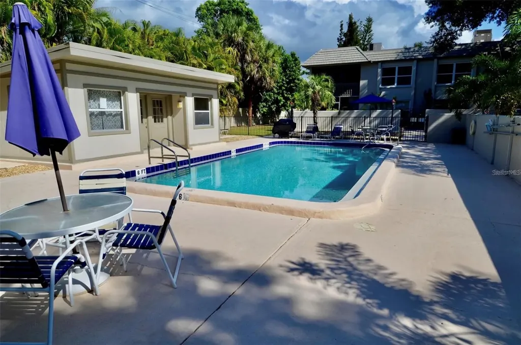 3360 S Osprey Avenue Sarasota FL 34239