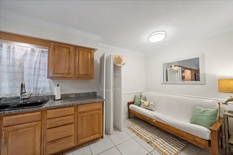 3360 S Osprey Avenue Sarasota FL 34239