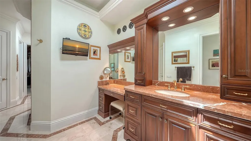 449 Webbs Cove Osprey FL 34229