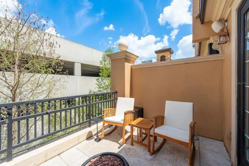 2221 Soho Bay Court Tampa FL 33606