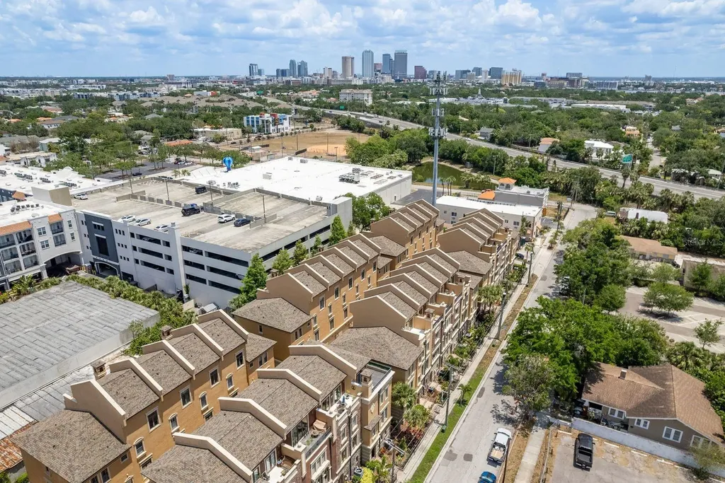 2221 Soho Bay Court Tampa FL 33606