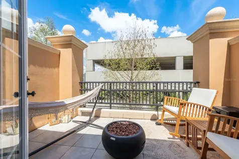 2221 Soho Bay Court Tampa FL 33606