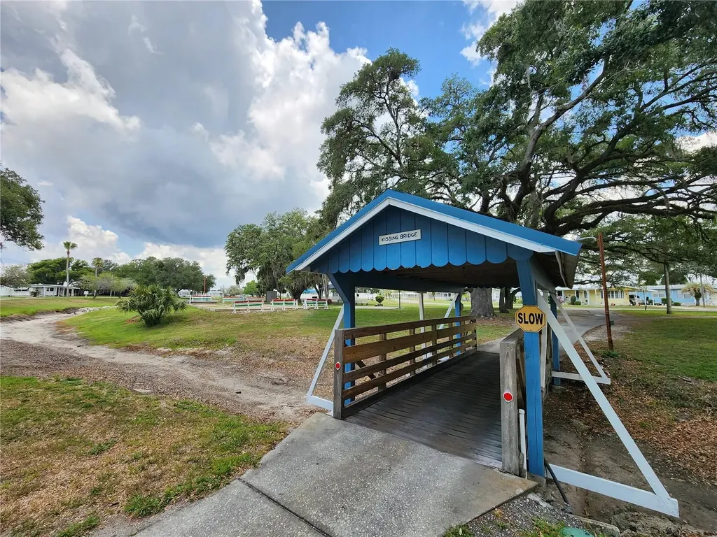 36743 Tara Avenue Zephyrhills FL 33542